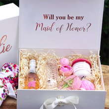 Load image into Gallery viewer, will you be my maid of honor sample gift box
