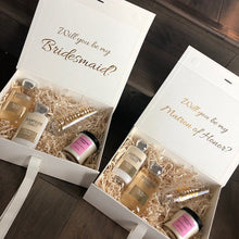 Load image into Gallery viewer, Bridesmaid proposal box empty Will You Be My Bridesmaid Box image 1
